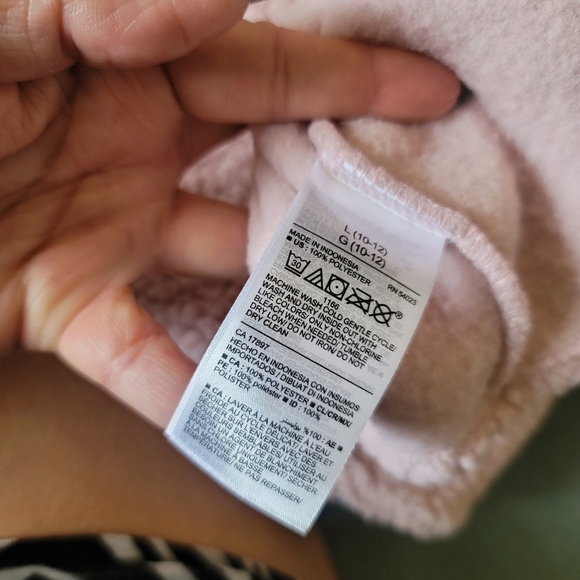 Old Navy Sherpa Cropped Fleece Pulover Sweater For Girls Size 10-12 - Picture 9 of 9